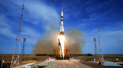 Пуск ракеты-носителя «Союз-ФГ» с пилотируемым кораблем «Союз МС-09» на «Гагаринской» стартовой площадки космодрома «Байконур» © Сергей Мамонтов