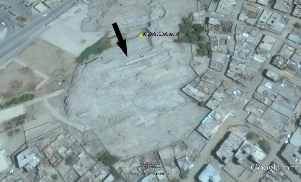 Рис. 8. Карьер в Асуане, незаконченный обелиск (Image©2016 DigitalGlobe)