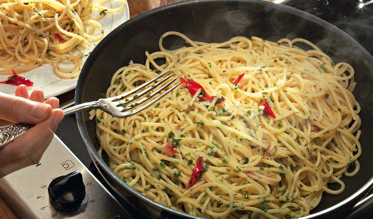 Итальянский ужин за 30 минут: 5 простых блюд итальянской кухни, которые стоит приготовить!