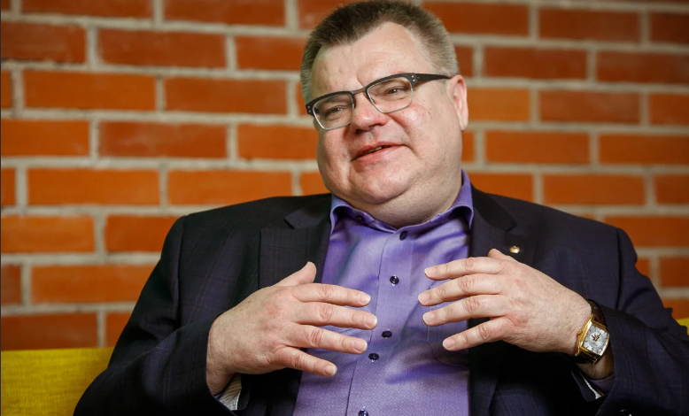 "Пророссийский" конкурент Лукашенко запросил прощения у националистов