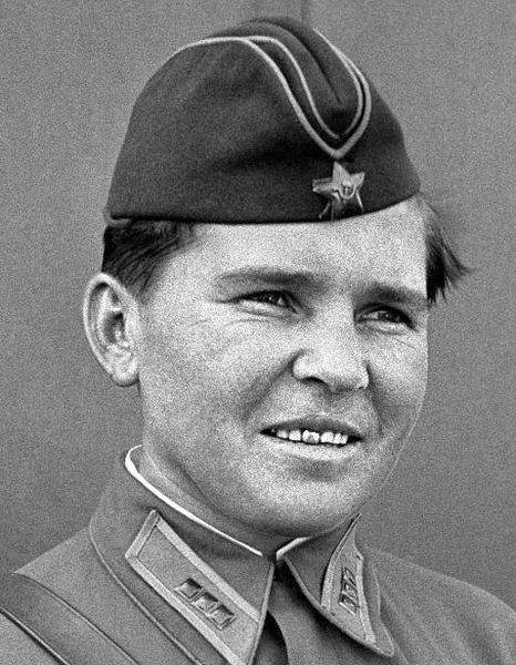 Первые женщины — герои Советского Союза Первые женщины — герои Советского Союза
