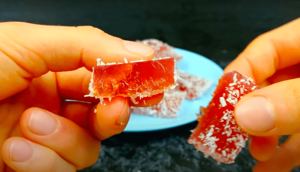 Стакан любого варенья и вкуснейший десерт готов