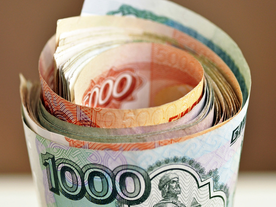 Россияне проели последние деньги: вторая волна пандемии добьет население Россияне проели последние деньги: вторая волна пандемии добьет население