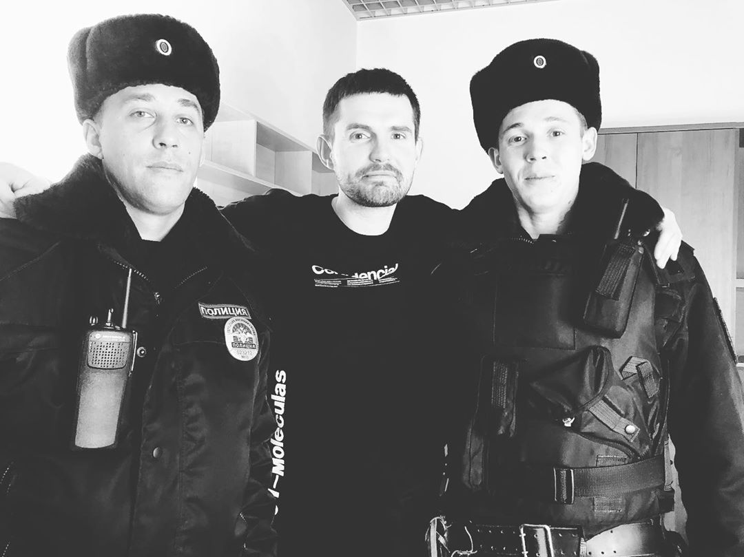 Noize MC и Шнура оштрафовали на 500 рублей за мат на концерте