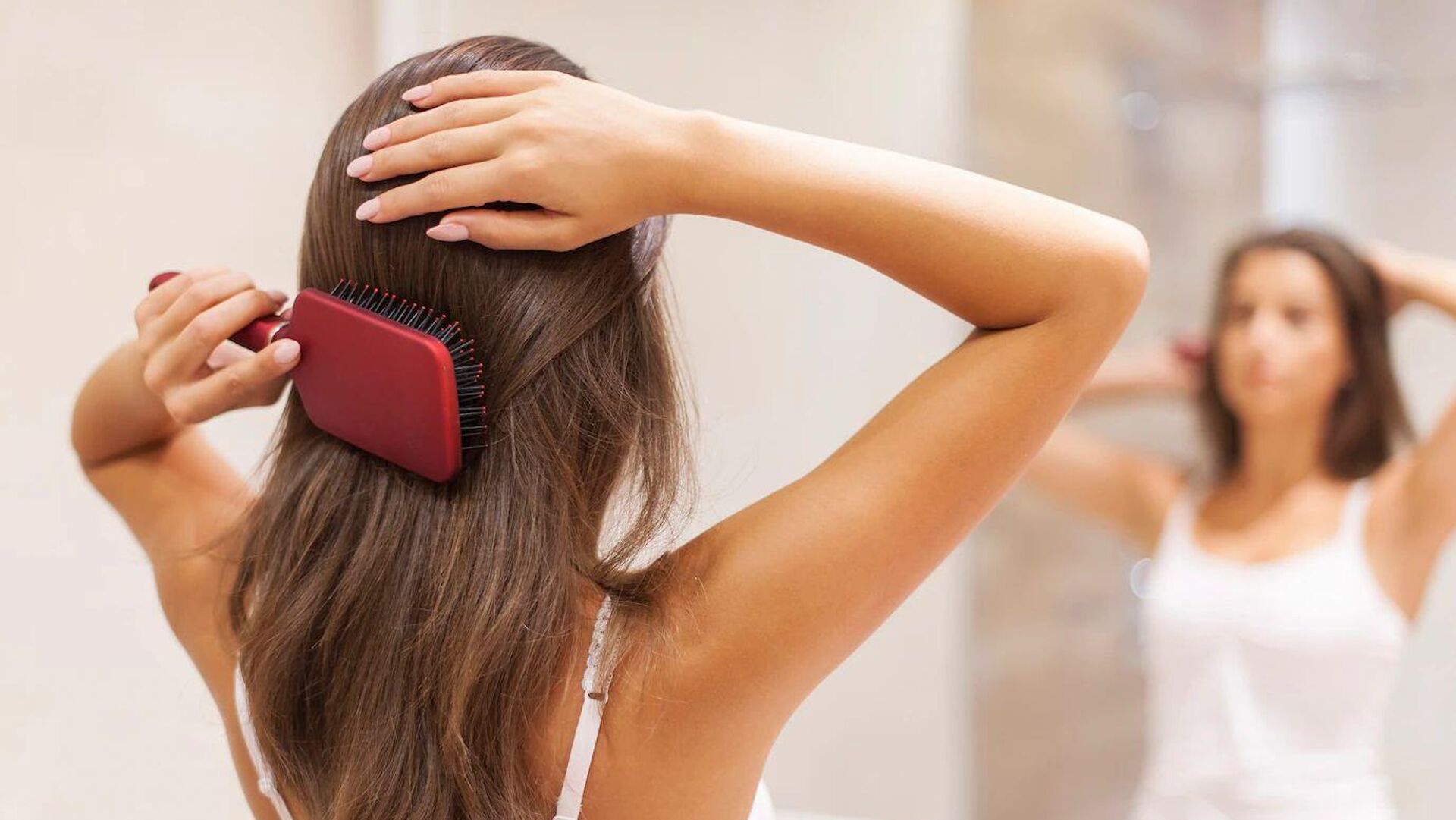 Трихолог рассказала, к чему могут привести некачественные шампуни для волос