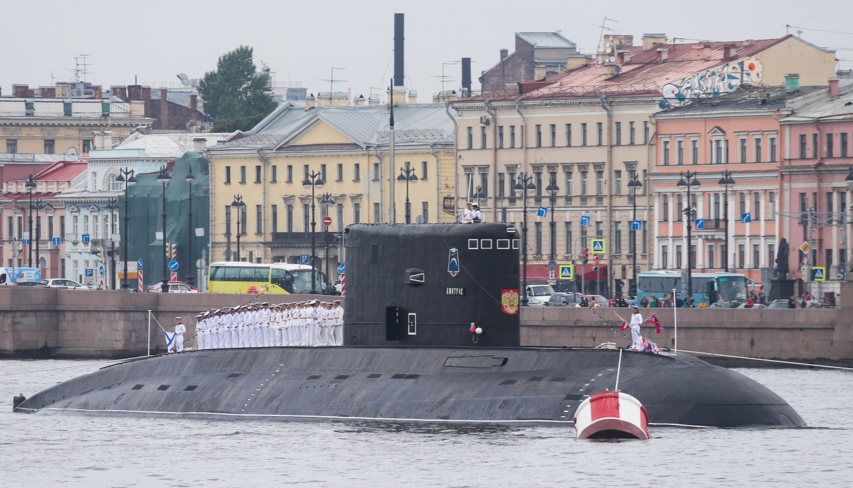 России необходим океанский флот, потому что растёт спрос на её лидерство России необходим океанский флот, потому что растёт спрос на её лидерство