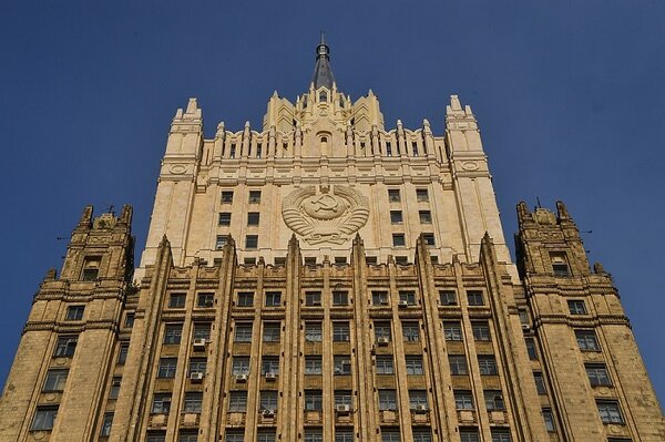 В Москве рассказали, чем РФ может ответить на нападение на своих дипломатов в Киеве В Москве рассказали, чем РФ может ответить на нападение на своих дипломатов в Киеве