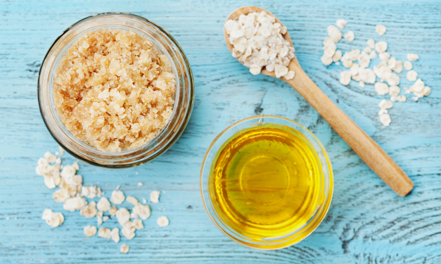 7-diy-foot-scrubs-all-homemade-with-easepage1