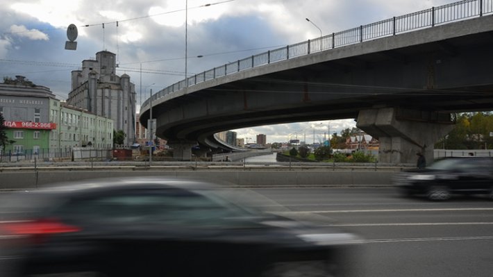 Важность выбора: перспективы частных дорог в России прокомментировал автомобильный эксперт Игорь Моржаретто