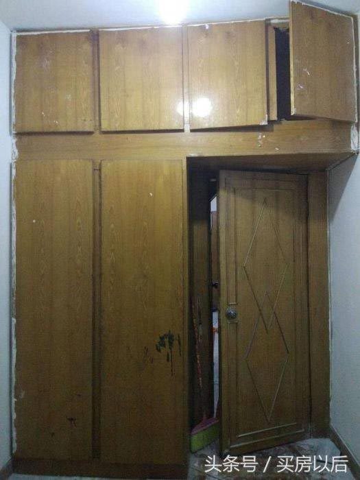 Девушку поселили в ужасной комнате в общежитии. Но она не стала это терпеть и сделала настоящее чудо Девушку поселили в ужасной комнате в общежитии. Но она не стала это терпеть и сделала настоящее чудо