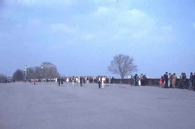 Москва в преддверии 1 мая 1982 года. Москва в преддверии 1 мая 1982 года.