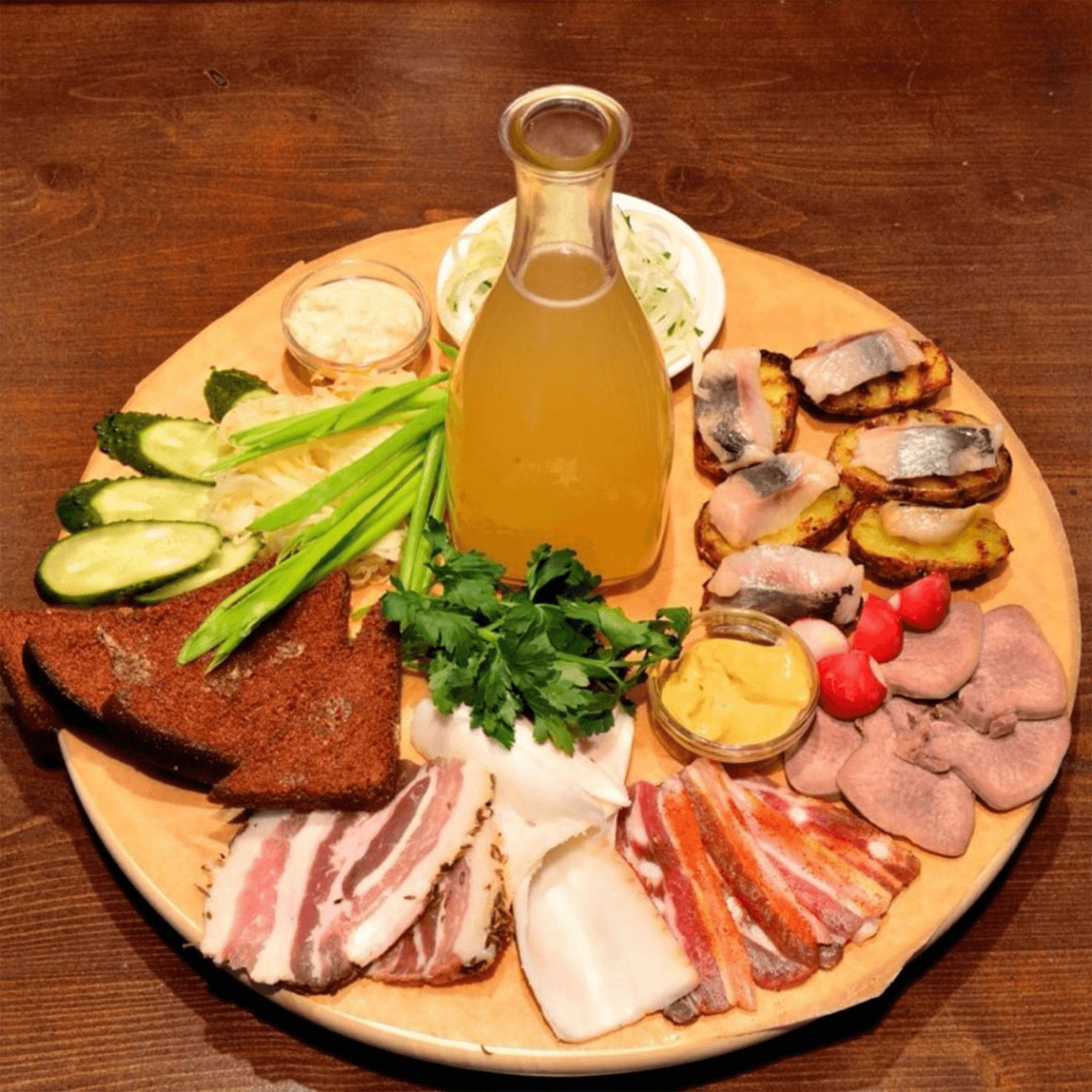хреновуха, хреновуха рецепт, домашняя хреновуха, хреновуха на самогоне, хреновуха в домашних условиях, хреновуха рецепт домашний, хреновуха на самогоне рецепт, хреновуха на водке, как сделать хреновуху, приготовление хреновухи, хреновуха на самогоне в домашних условиях