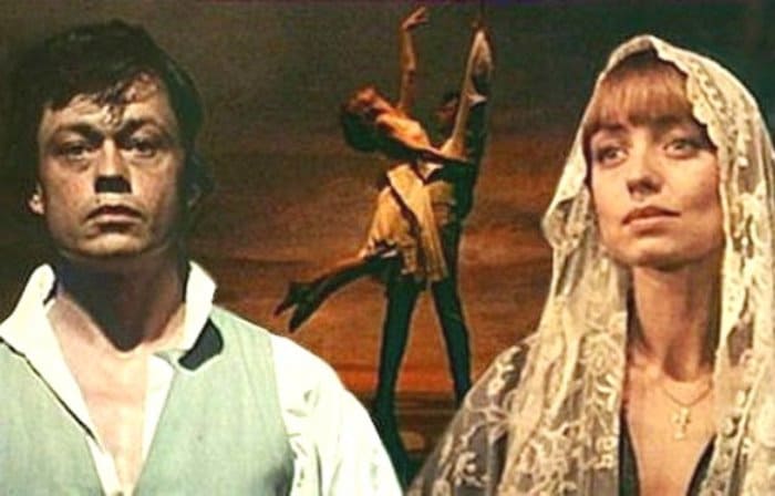 Кадр из телеверсии спектакля *Юнона и Авось*, 1983 | Фото: listmuz.ru Кадр из телеверсии спектакля *Юнона и Авось*, 1983 | Фото: listmuz.ru