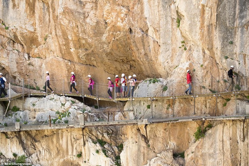 За два года после открытия по этому маршруту прошли 600000 туристов El Caminito del Rey, испания, тропа