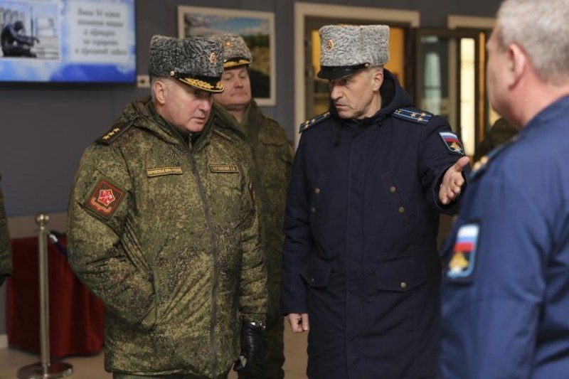 Главный политрук России задумал внедрять иудо-христианское мракобесие в ряды армии Главный политрук России задумал внедрять иудо-христианское мракобесие в ряды армии