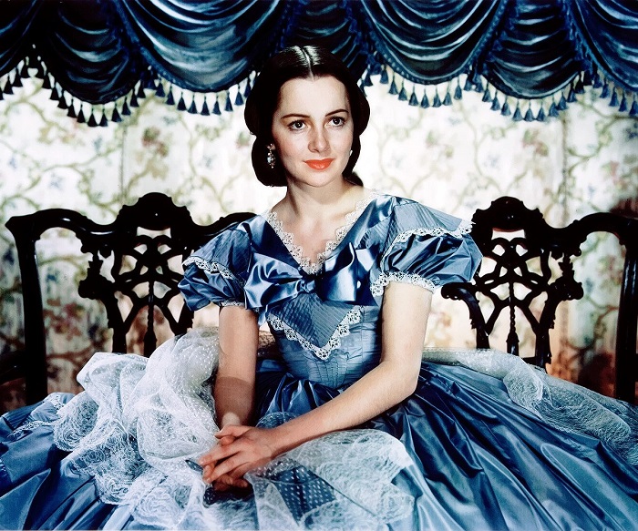 В 1939 году ее номинировали на «Оскар». Посмотри, как выглядит старейшая актриса Голливуда!