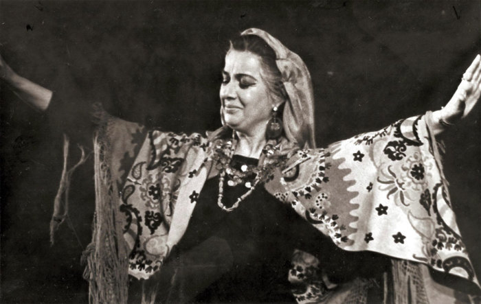 Тамилла Агамирова в роли Тунги «Горячая кровь». \ Фото: цыганероссии.рф Тамилла Агамирова в роли Тунги «Горячая кровь». \ Фото: цыганероссии.рф