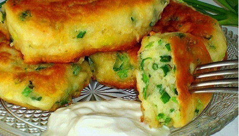 Самые ленивые пирожки с яйцом и зеленым луком! На приготовление ушло 10 минут…