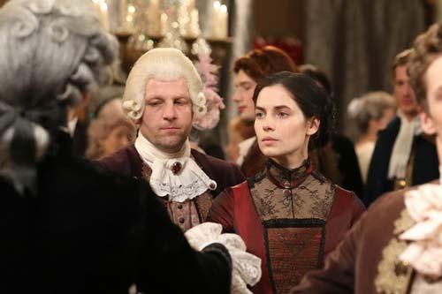 В сериале «Кровавая барыня» мужа Салтыковой сыграл Федор Лавров. Кадр из сериала