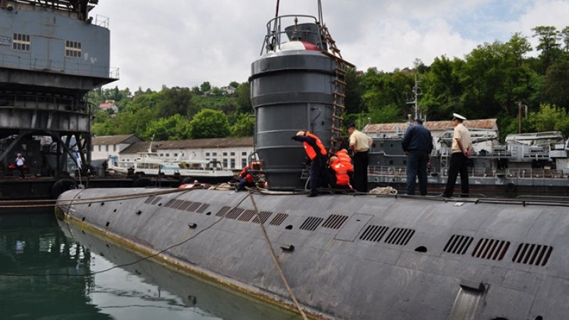 Крейсер им в подарок: Украина в панике — Россия возвращает ВМСУ корабли Крейсер им в подарок: Украина в панике — Россия возвращает ВМСУ корабли