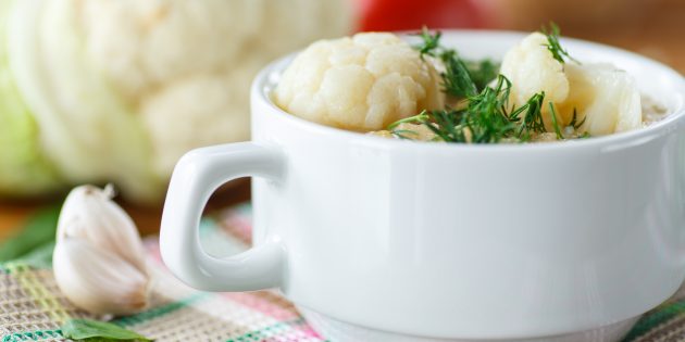 Картофельный суп из шампиньонов с цветной капустой