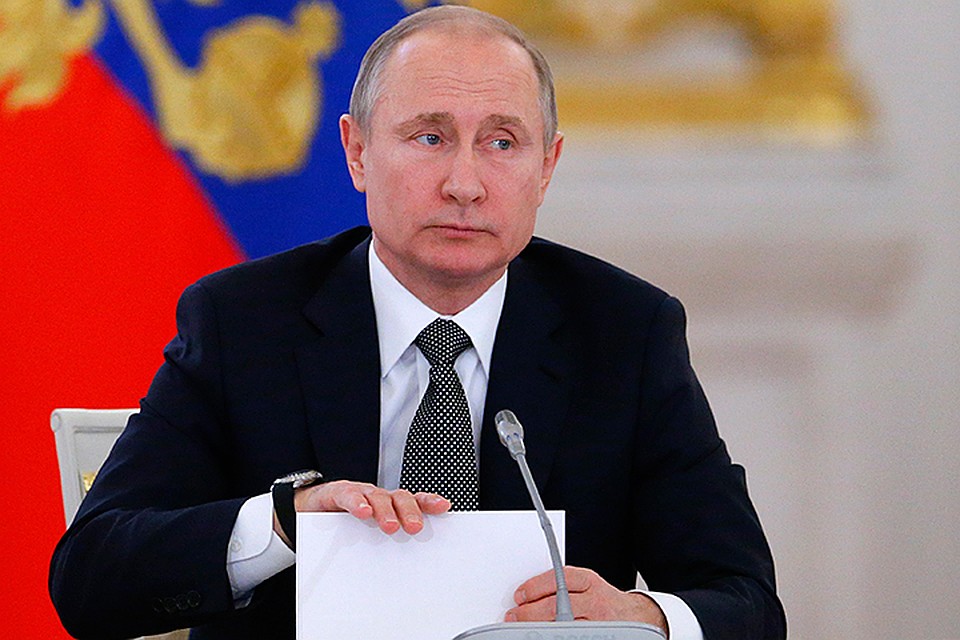 Путин приглашает подозреваемых на телевидение Путин приглашает подозреваемых на телевидение