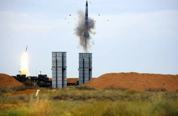 Россия заявила об отказе от любых контактов с НАТО из-за противоречий по Сербии