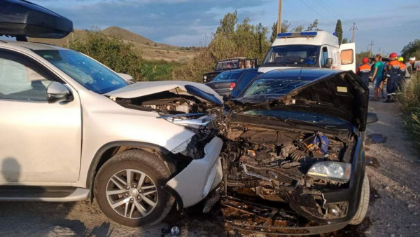Водитель и пассажир авто Ford Focus травмированы в результате ДТП в Коктебеле