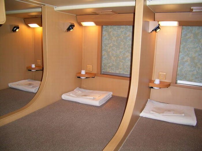 Как выглядит Японский плацкарт поезда, япония, японский плацкарт