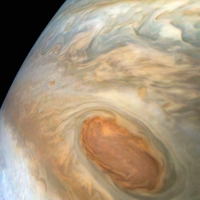 Juno приблизился к половине своей юпитерианской миссии