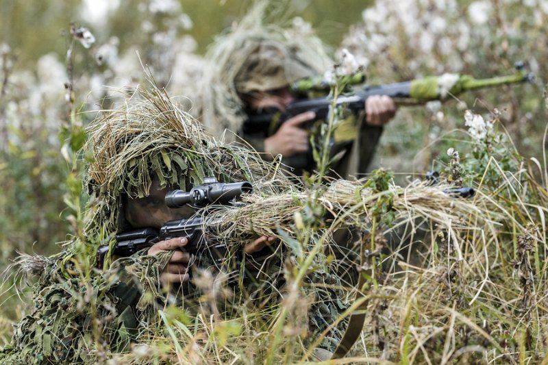 Под Станицу Луганскую прибыли женщины-снайперы из Прибалтики
