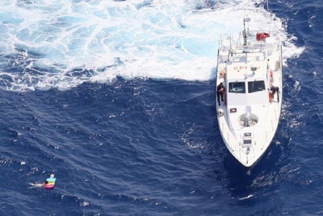 Туристка чуть не зажарилась заживо, проведя 21 час в море на матрасе Туристка чуть не зажарилась заживо, проведя 21 час в море на матрасе греция, коварное течение, крит, несчастный случай, отдых, солнечные ожоги, туристы, чрезвычайное происшествие