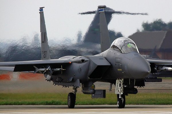 Был один инцидент с угоном F-15. Это произошло 11 ноября 1990 года. Как итог Саудовская Аравия выплатила 40 миллионов долларов за возвращение истребителя. На это ушло три месяца.