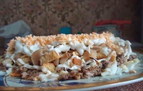Салат со шпротами Салат со шпротами