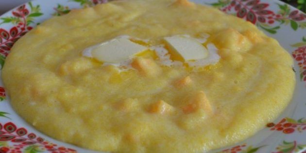 Кукурузная каша с тыквой на плите Кукурузная каша с тыквой на плите