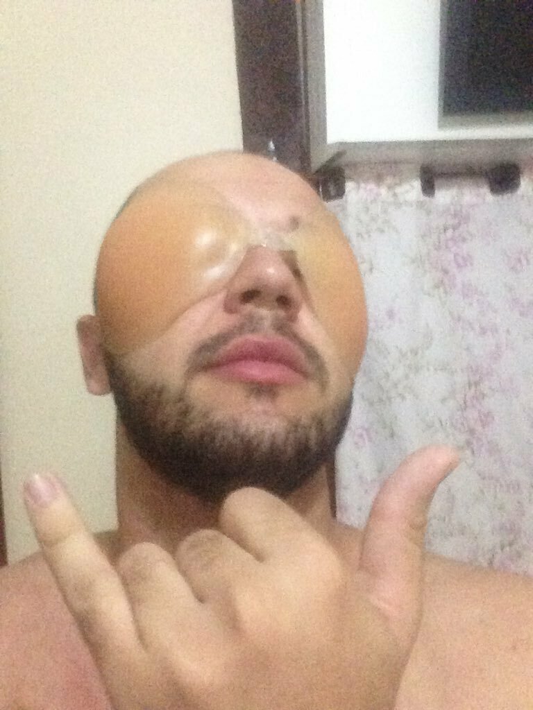 В соцсетях пользователи делятся своими наиглупейшими снимками В соцсетях пользователи делятся своими наиглупейшими снимками
(23 фото)