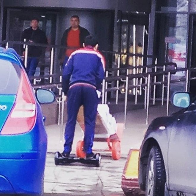 Вероятность того, что вы уже видели подобное, стремится к нулю