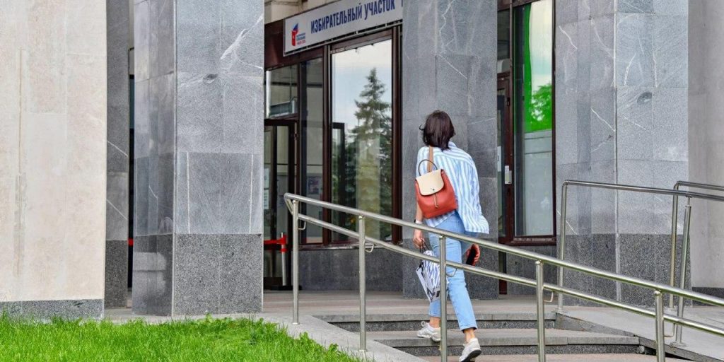 Пятый день голосования по Конституции проходит без нарушений и сбоев