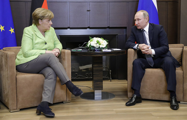 Путин едет к Меркель для обсуждения обхода санкций США, Европа поворачивается к России Путин едет к Меркель для обсуждения обхода санкций США, Европа поворачивается к России