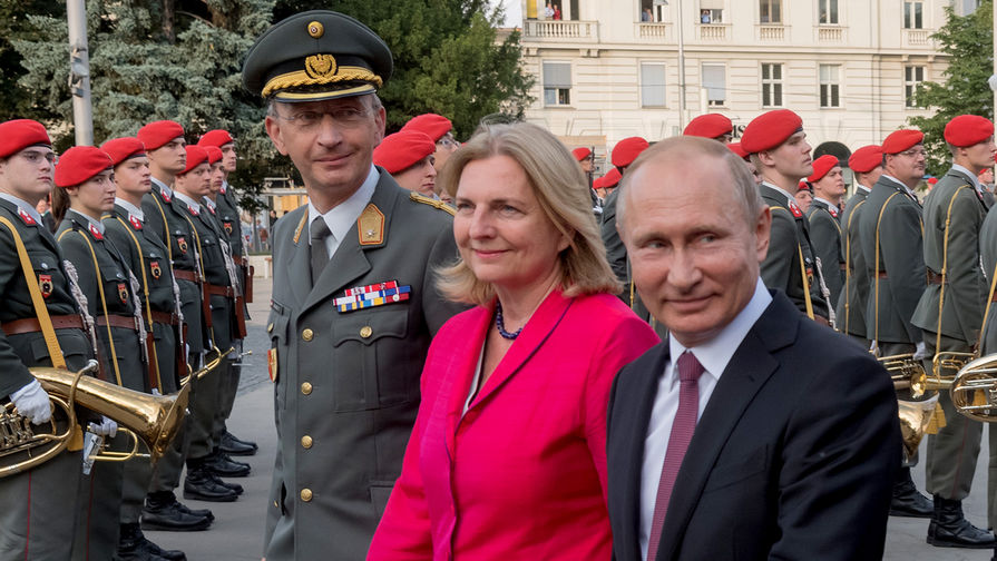Путин прилетел в Грац на свадьбу главы МИД Австрии