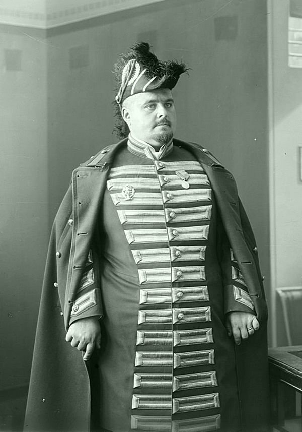 Нижегородский губернатор А. Н. Хвостов. С 23 августа 1910 по 15 ноября 1912 — нижегородский губернатор, оставил свой пост в связи с избранием в Государственную Думу от Орловской губернии. Нижегородский губернатор А. Н. Хвостов. С 23 августа 1910 по 15 ноября 1912 — нижегородский губернатор, оставил свой пост в связи с избранием в Государственную Думу от Орловской губернии. история, россия, старые фотографии