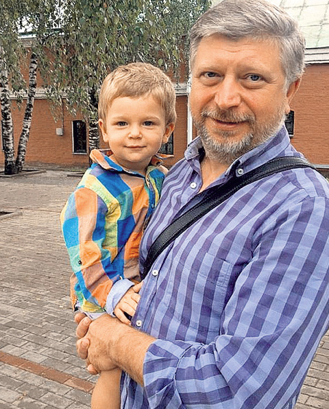 Александр Русинов.
