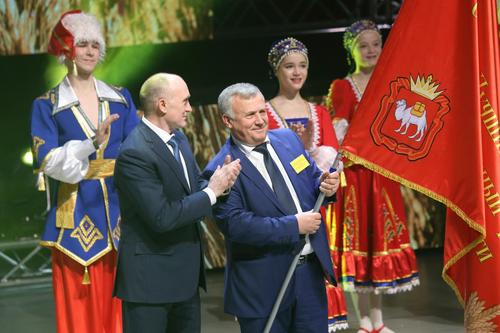 Борис Дубровский и Анатолий Литовченко поздравили лучших работников АПК
