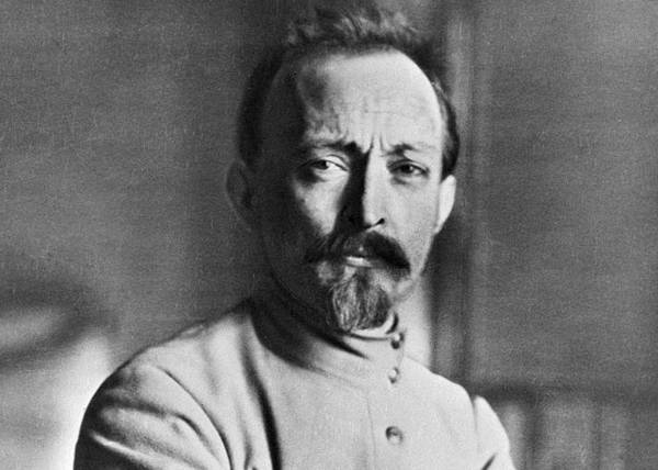 100 лет ВЧК – "карающему мечу революции" 100 лет ВЧК – "карающему мечу революции"