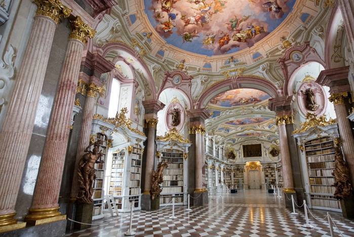 Admont Abbey в стиле барокко Admont Abbey в стиле барокко