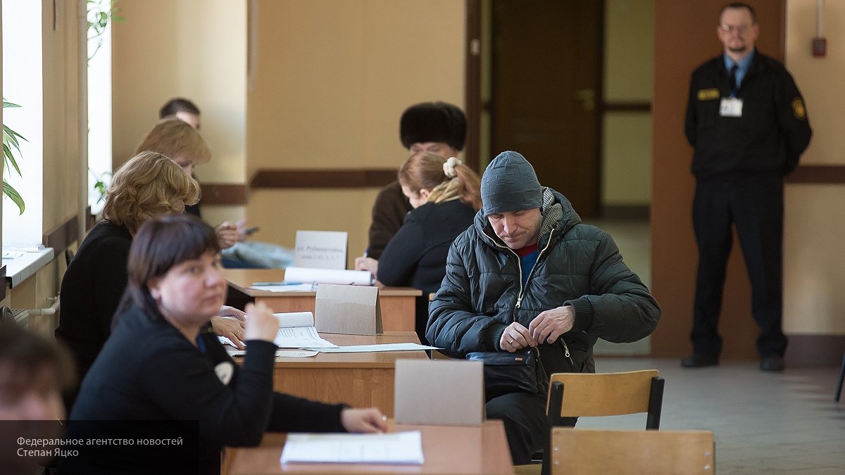 Более 9,7 тысячи человек проголосовали на выборах президента РФ в Таджикистане