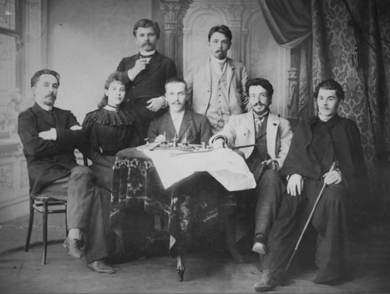 горький 1.PNG горький 1.PNG