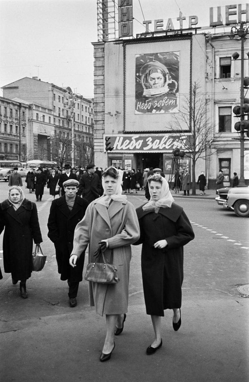 К Международному женскому дню!Фотографии Советских женщин, которые совершенно не похожи на наших современниц К Международному женскому дню!Фотографии Советских женщин, которые совершенно не похожи на наших современниц