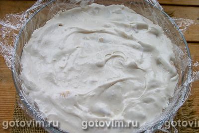 Желейный торт из печенья со сгущенкой без выпечки, Шаг 08