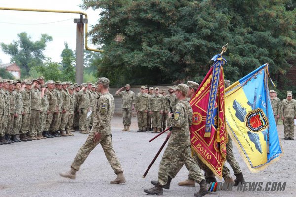 Бойцы 72-й бригады ВСУ стали называться "Черные запорожцы", для устрашения противника Бойцы 72-й бригады ВСУ стали называться "Черные запорожцы", для устрашения противника